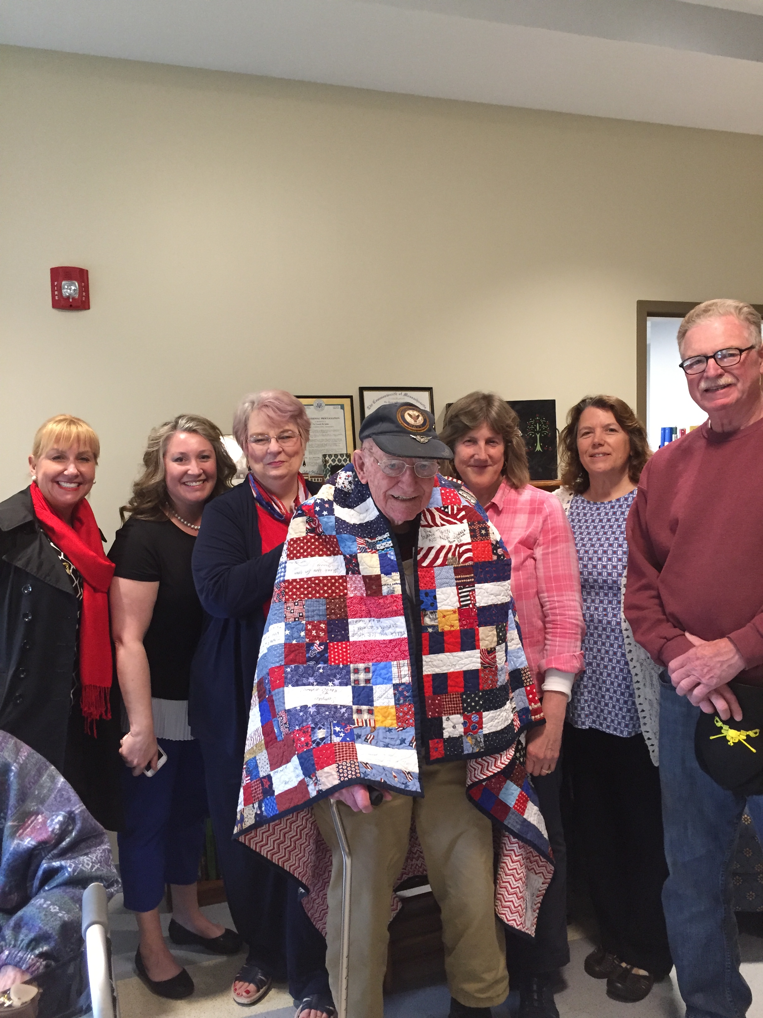 Bud Chase receives Quilt of Valor